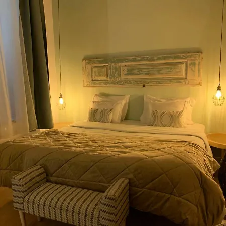 Old Town Lx Suites-3