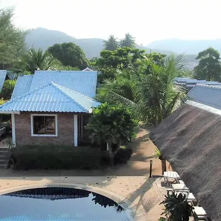 Lanta New Coconut Bungalow-3
