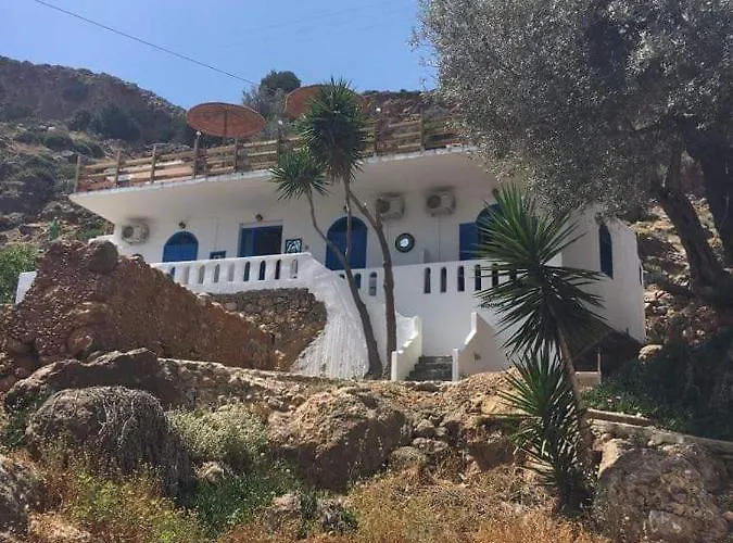 Oasis Hotel Loutro