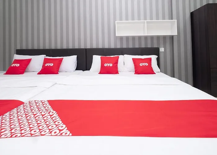 Oyo 90054 Summer Inn