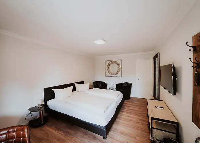 Robrooks Hotel Garni