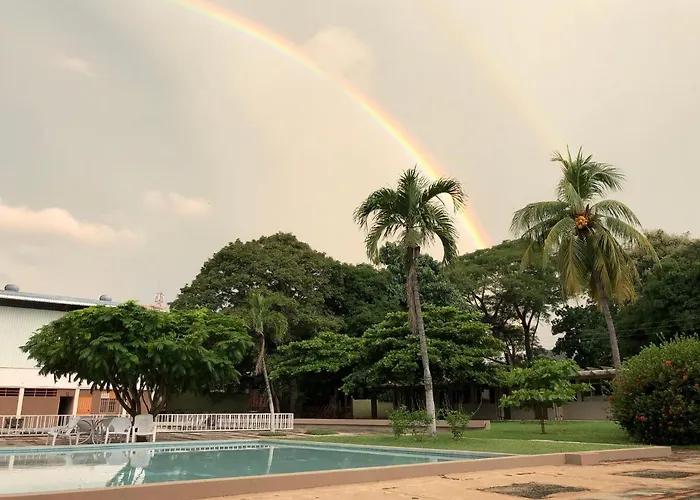 Hotel Diriá Santa Cruz