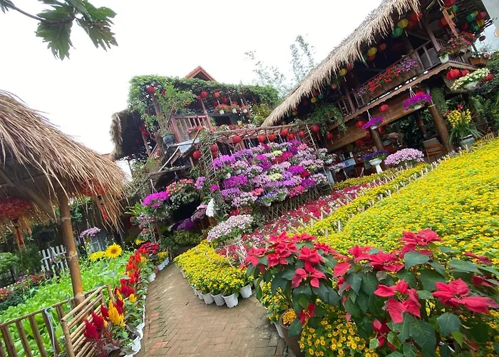 Khamy Riverside Villa