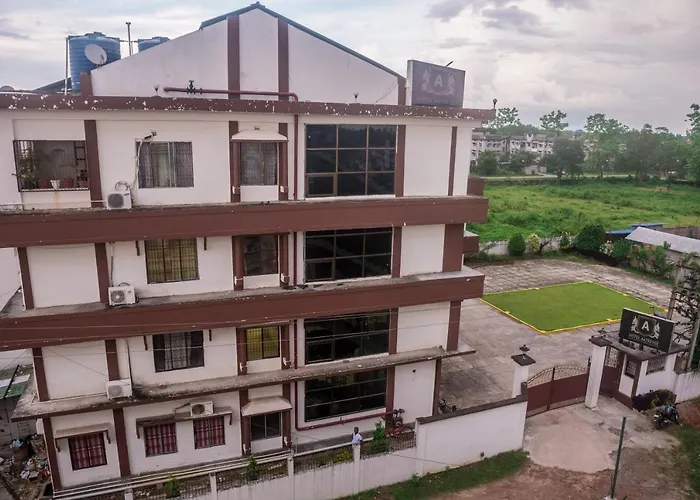 Hotel Aatreyee
