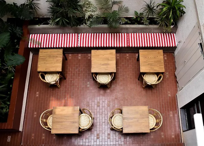 Emilia Hotel