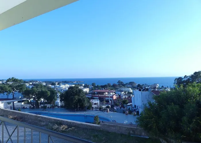 Marianthi Studios & Apartments