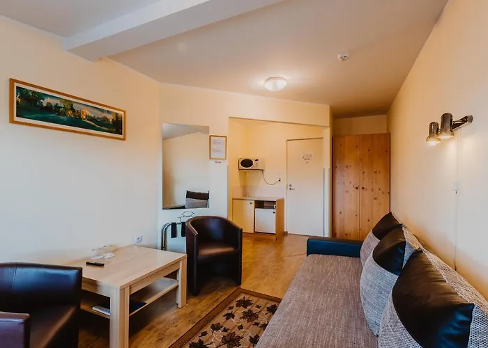 Aleksandri Hotel