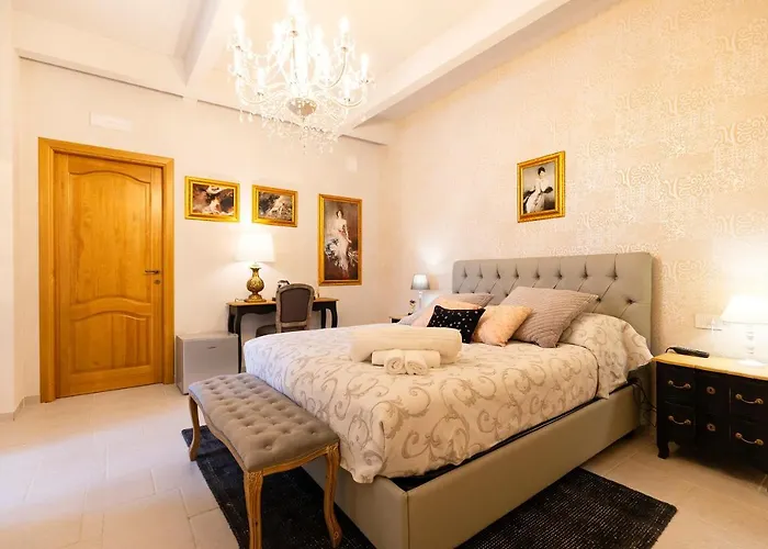Palazzo Badiale history&rooms