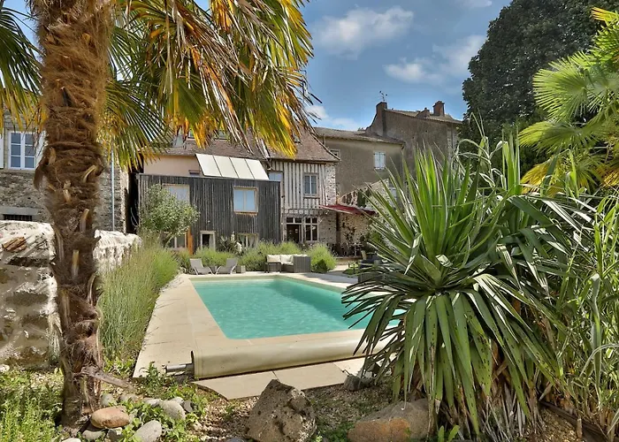 Logis Hotel Auberge Dupuytren