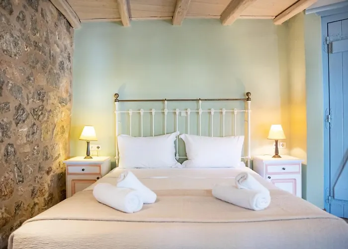 Trapela Areopolis, Boutique Hotel