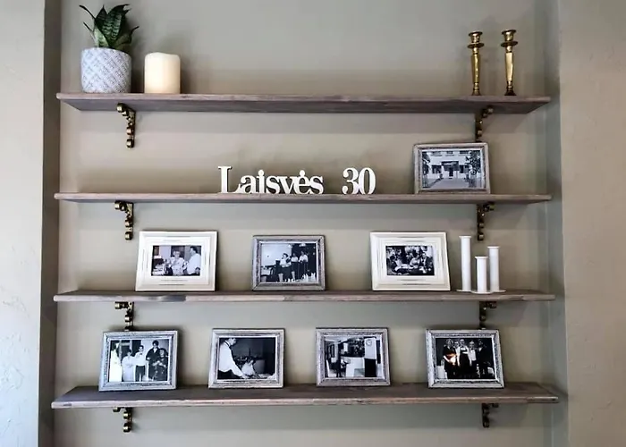 Laisves 30
