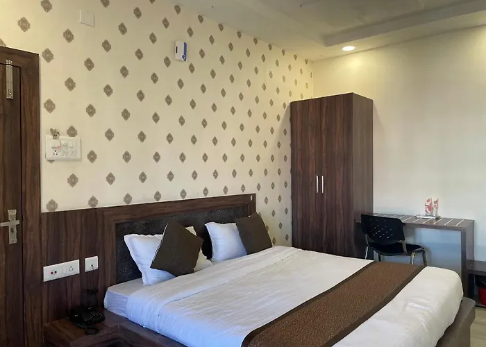 Hotel Royal Embassy