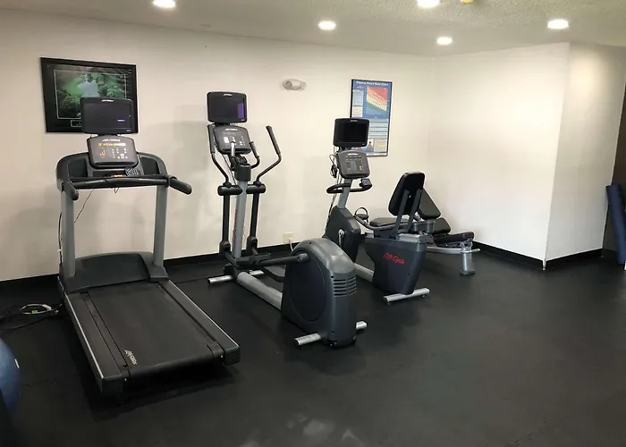 Country Inn & Suites By Radisson, Auburn, In