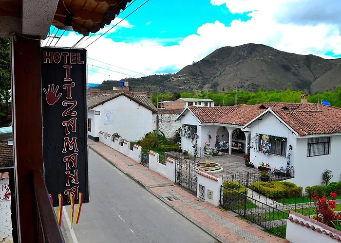 Hotel Itzamana