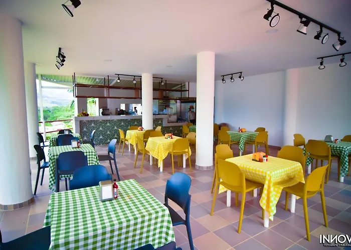 Hotel Montserrat Plaza