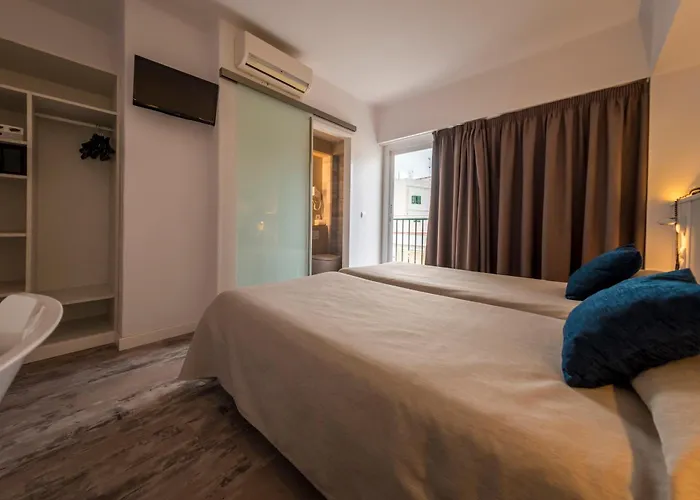 Hotel Tarba