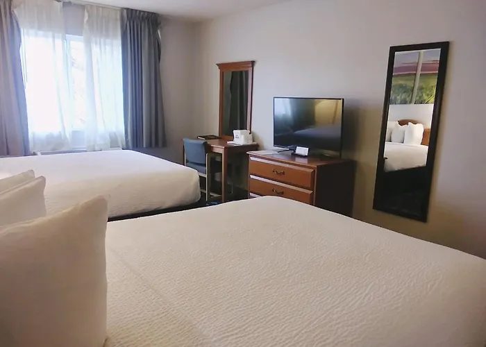 Days Inn By Wyndham Osage Beach Lake Of The Ozarks
