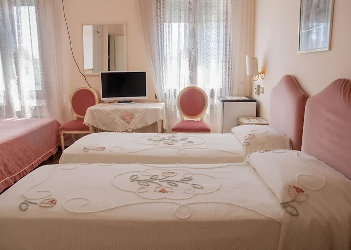 Hotel Villa Serena