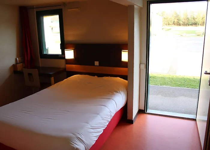 Premiere Classe Amiens Est - Glisy