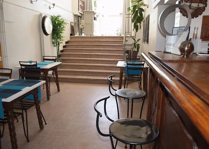Hôtel Restaurant - Villa Les Sirènes