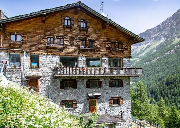 Hotel & Restaurant Perret - Mountain People