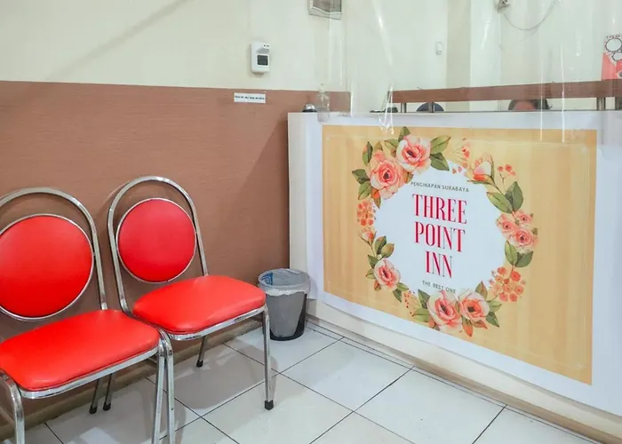 RedDoorz near BG Junction Surabaya