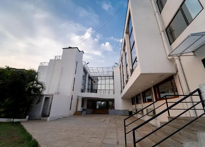 Hotel Kewal
