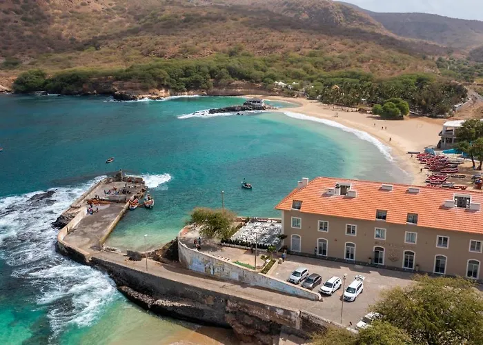 Oasis Tarrafal Alfandega Suites