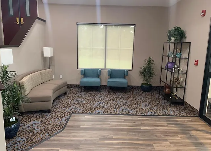 Sleep Inn & Suites California Md