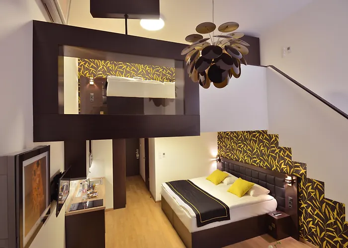 Opera Garden Hotel & Apartments
