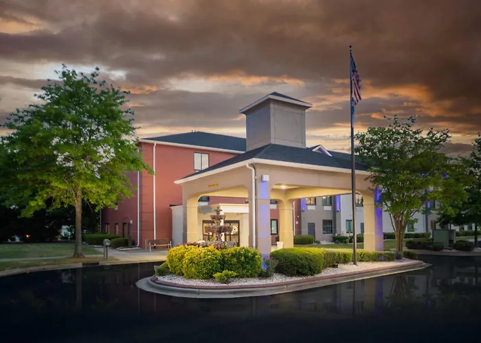 Holiday Inn Express Clayton Southeast Raleigh By Ihg