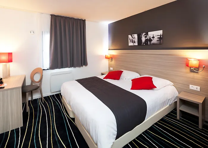 The Originals City, Marne-la-Vallée Est, Meaux ,GLASSY HOTEL
