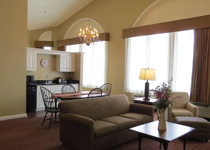 Best Western Plus Dutch Haus Inn And Suites