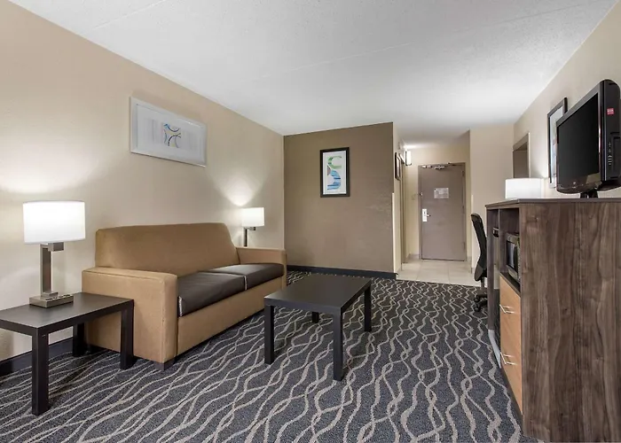 Quality Inn & Suites Lafayette I-65
