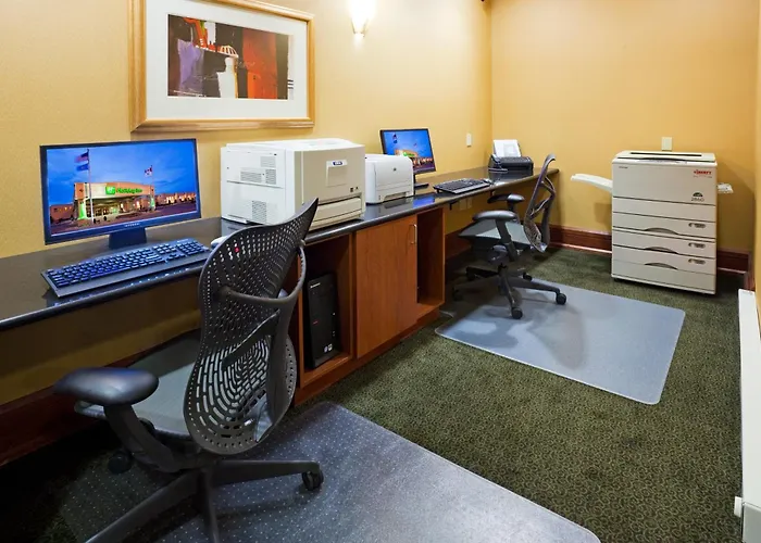 Holiday Inn Fargo By Ihg