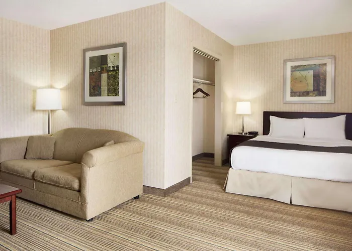 Days Inn By Wyndham Brantford