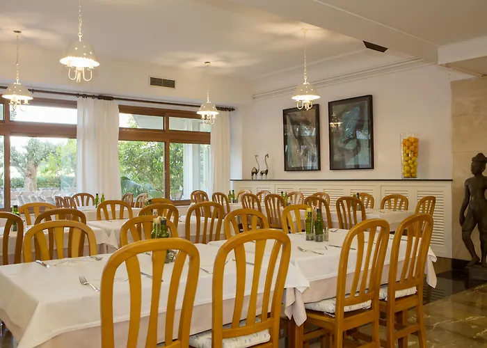 Hotel Castell Dels Hams