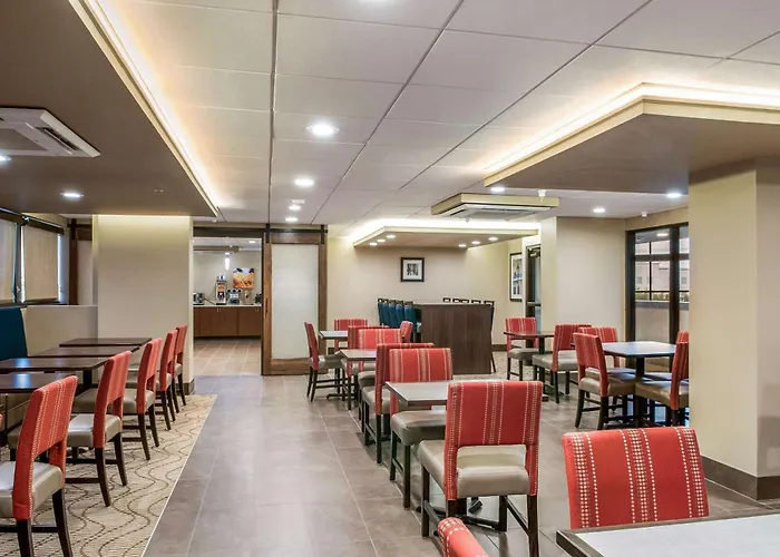Comfort Inn & Suites At Copeland Tower