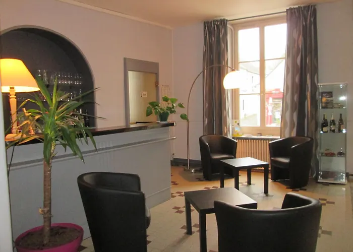 Logis Hostellerie Du Cheval Blanc