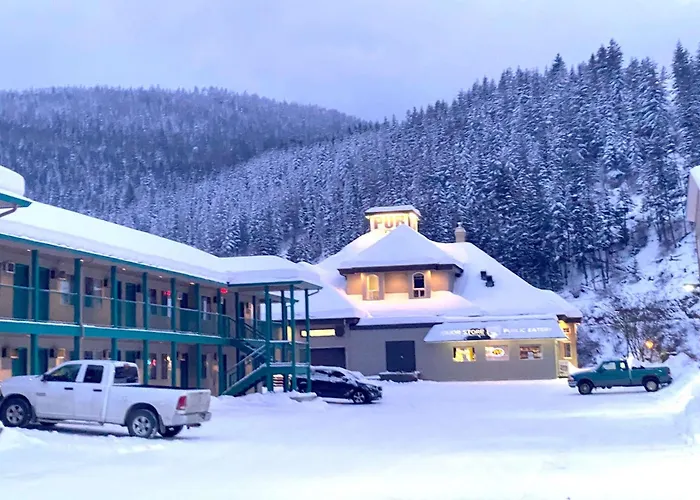 Super 8 By Wyndham Sicamous Hotel