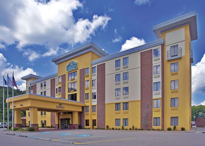 La Quinta By Wyndham Elkview - Charleston Ne