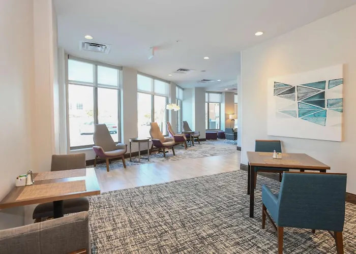 Hilton Garden Inn Cincinnati Midtown