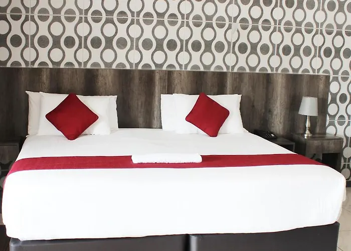 Platinum Hotel