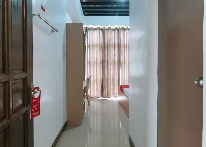 Reddoorz Near Iloilo International Airport