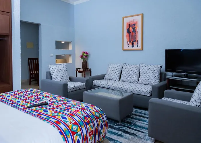 Hotel Hibiscus Blvd Triomphal