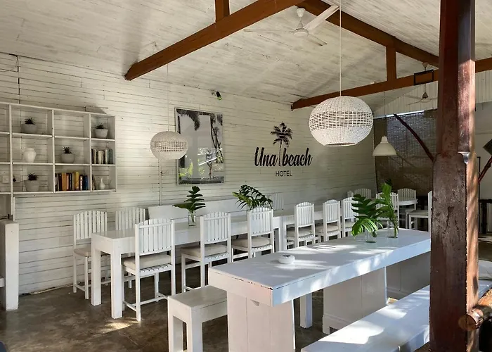 Una Beach Hotel & Olu Cafe