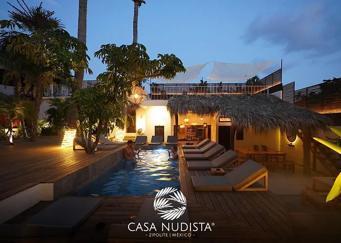 Casa Nudista - LGBT Hotel