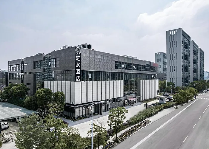 Atour X Hotel Yangzhou East Station Li Ning Sports Park
