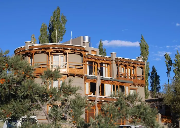 Dakpa House Ladakh