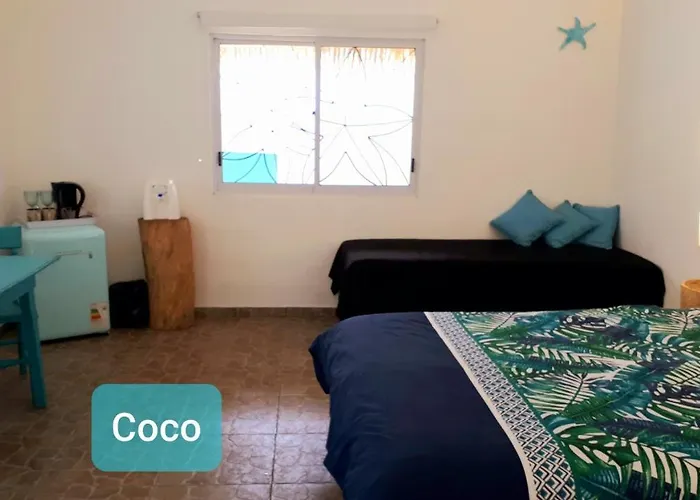 Hotel & Apartments "Chez Hiva"